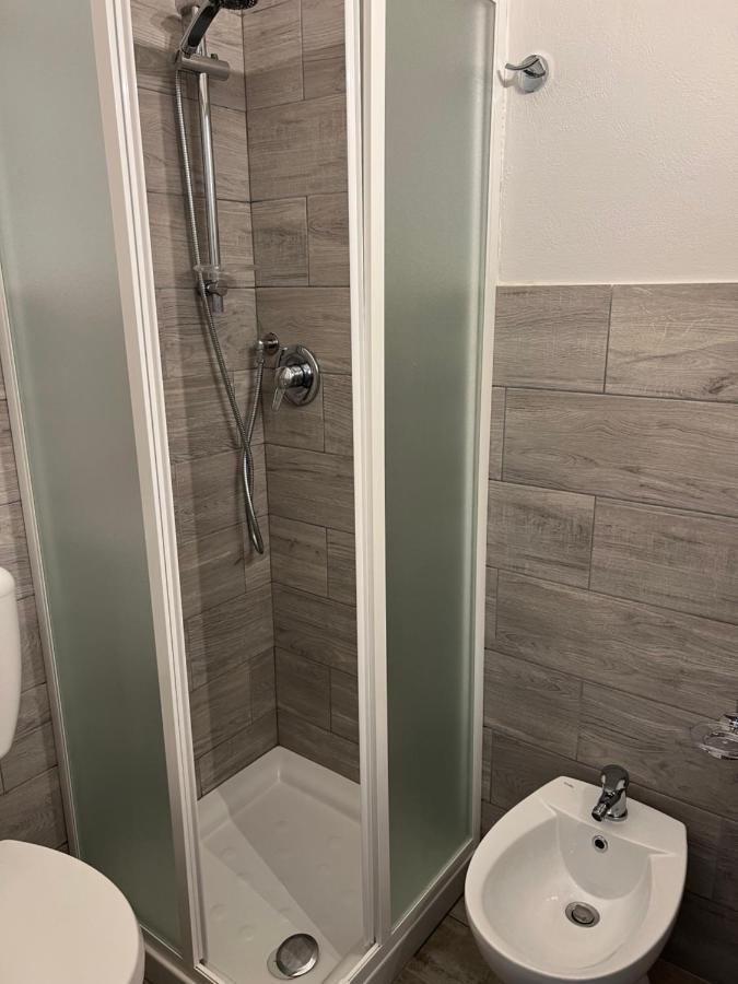 Single Room,1246412698:JPEG
