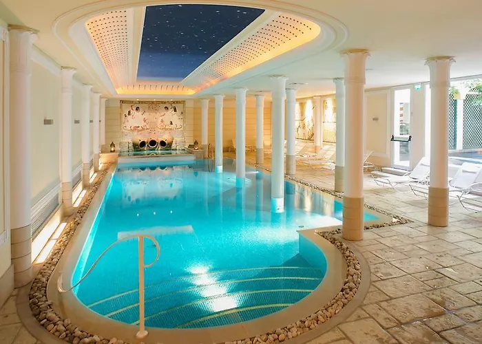 Сity center hotels Victoria & Iside Spa